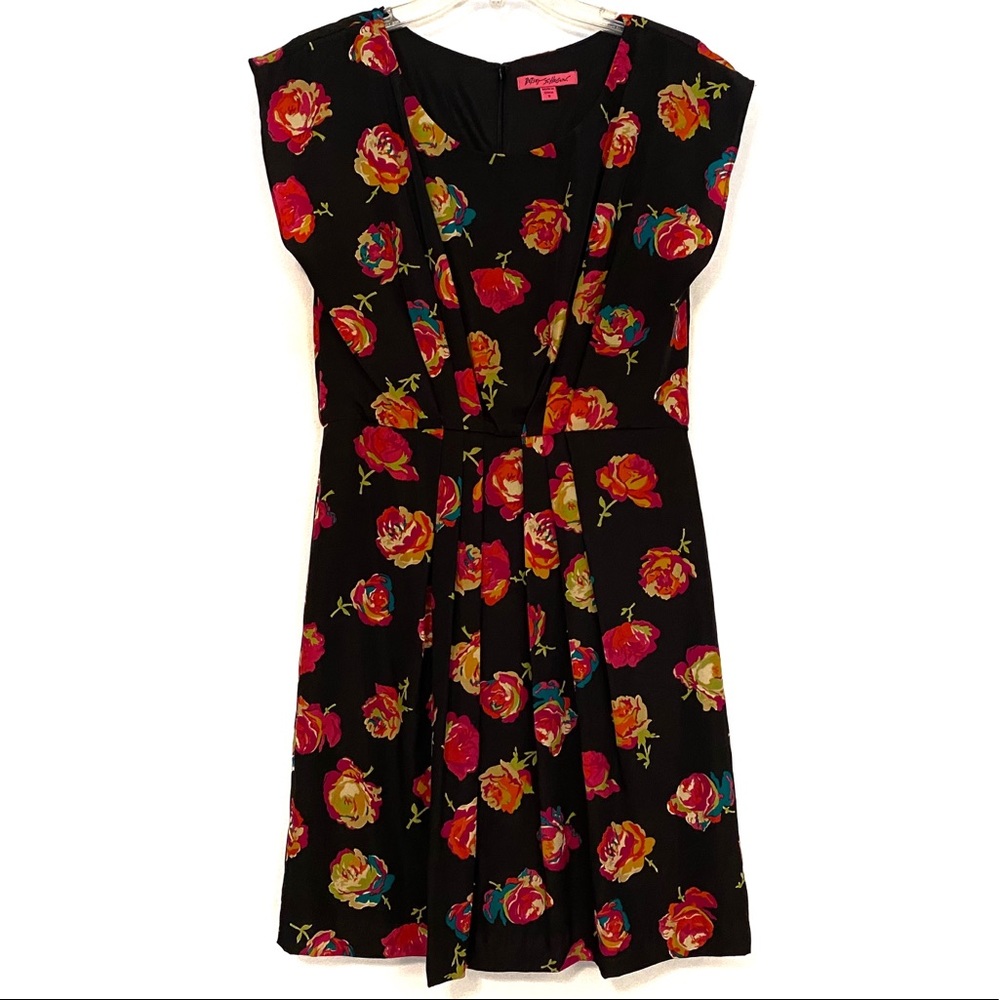 Betsy Johnson Floral Cap Sleeve Dress